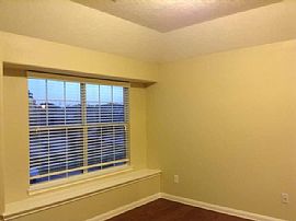 Single Family Home in Houston, TX (Photo 7 of 12)