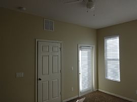 Single Family Home in Kissimmee, FL (Photo 5 of 7)