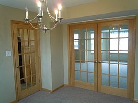 Single Family Home in Joliet, IL (Photo 3 of 12)