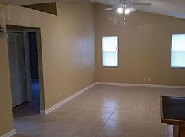 Single Family Home For Rent  in Loxahatchee, FL (Photo 2 of 4)