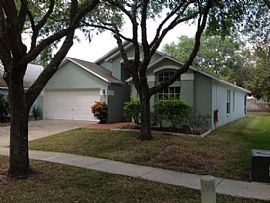 Single Family Home For Rent  in Tampa, FL