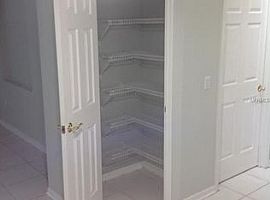 Single Family Home For Rent  in Tampa, FL (Photo 4 of 4)