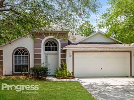 Single Family Home For Rent  in Orlando, FL