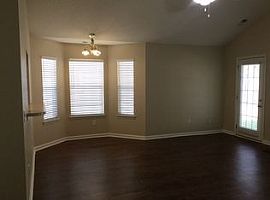 Single Family Home For Rent  in Summerville, SC (Photo 3 of 4)