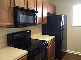 Single Family Home For Rent  in Summerville, SC (Photo 4 of 4)