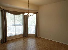 8416 Tyhurst Dr, Austin, Tx 78749 3  in Austin, TX (Photo 4 of 12)