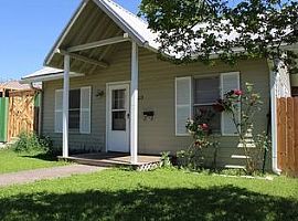 2119 Brackenridge St, Austin, Tx 78704   in Austin, TX (Photo 9 of 12)