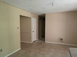 151 Greenleaf Ln, Conroe, Tx 77304  in Conroe, TX (Photo 3 of 12)