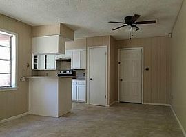 151 Greenleaf Ln, Conroe, Tx 77304  in Conroe, TX (Photo 8 of 12)