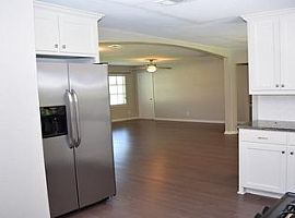 3010 Mayhew Dr, Dallas, Tx 75228   in Dallas, TX (Photo 6 of 9)