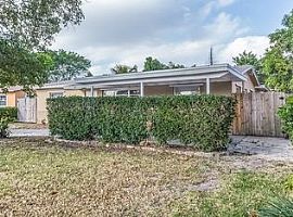 Single Family Home For Rent  in Pompano Beach, FL