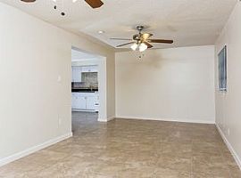 Single Family Home For Rent  in Pompano Beach, FL (Photo 3 of 4)