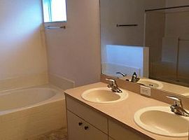 Single Family Home For Rent  in Rockledge, FL (Photo 3 of 4)