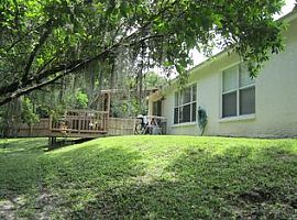 Single Family Home For Rent  in Tampa, FL (Photo 2 of 3)