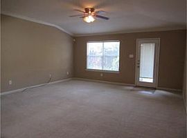 Single Family Home For Rent  in Katy, TX (Photo 3 of 4)