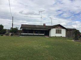 14762 North Ave, Delhi, Ca 95315. in Delhi, CA