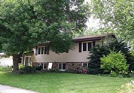 Newly Stunning 4bd/2.5ba in Rochester! in Rochester, MN (Photo 11 of 11)