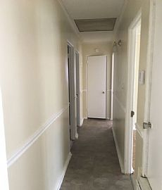  3 Beds 1.5 Baths Single Family Home Located in a Quiet, Conven in Jackson, MS (Photo 2 of 11)