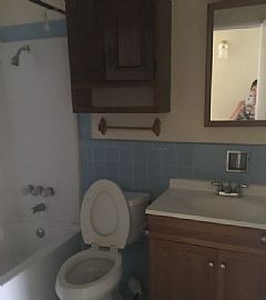  3 Beds 1.5 Baths Single Family Home Located in a Quiet, Conven in Jackson, MS (Photo 7 of 11)