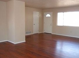  300 55th St Nw, Albuquerque, Nm 87105 3 Beds 2 Baths 1,500 Sqf in Albuquerque, NM (Photo 10 of 12)