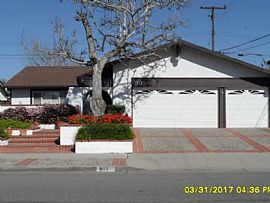 Single Family Home For Rent  in Camarillo, CA