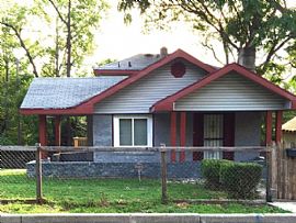 Single Family Home For Rent  in Kansas City, MO