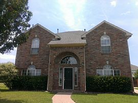 Single Family Home  in Plano, TX