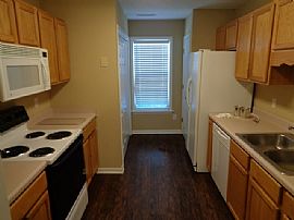 Single Family Home in Clemmons, NC (Photo 4 of 9)