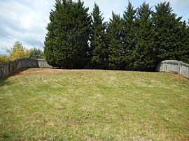 Single Family Home in Greensboro, NC (Photo 8 of 9)