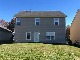 910 in Charlotte, NC (Photo 9 of 9)