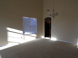 Single Family Home in Fairburn, GA (Photo 2 of 12)