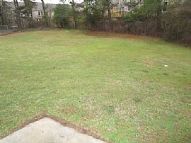 Single Family Home in Snellville, GA (Photo 11 of 12)