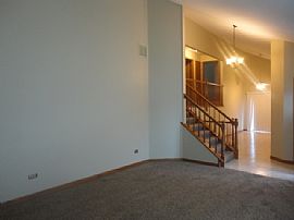 Single Family Home in Joliet, IL (Photo 3 of 6)