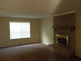 Single Family Home in Florence, KY (Photo 2 of 4)