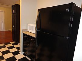 Single Family Home in Las Vegas, NV (Photo 4 of 6)