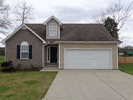 Single Family Home in Murfreesboro, TN