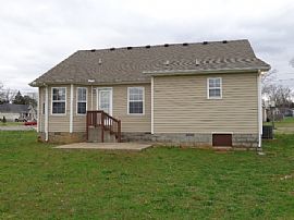 Single Family Home in Murfreesboro, TN (Photo 5 of 5)