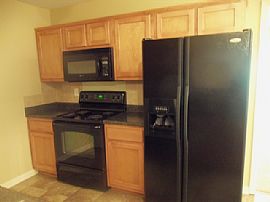 Single Family Home in Cordova, TN (Photo 5 of 6)