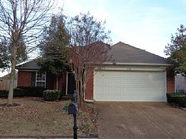 Single Family Home in Arlington, TN