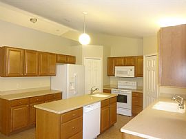 Beautiful Single Family Home For Rent in Palm Bay, FL (Photo 3 of 3)