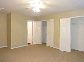 Beautiful 3 Bedroom and Baths Near Jones Park and Nature Center in Humble, TX (Photo 5 of 5)