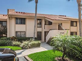 2 Bd   2 Ba Home in Saint Petersburg, FL