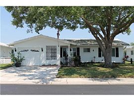 2 Bd   2 Ba Home in Pinellas Park, FL