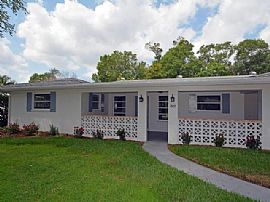 3 Beds 2 Baths Home in Vero Beach, FL