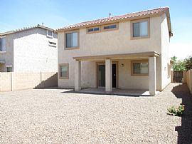 Single Family Home in Waddell, AZ (Photo 6 of 6)