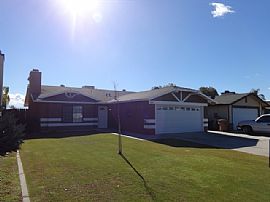 Single Family Home in Bakersfield, CA