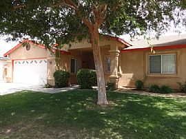 Single Family Home in Bakersfield, CA
