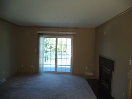 Single Family Home in Waukesha, WI (Photo 2 of 6)