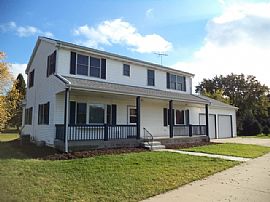 Single Family Home in Lisbon, WI