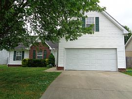 Single Family Home in Murfreesboro, TN